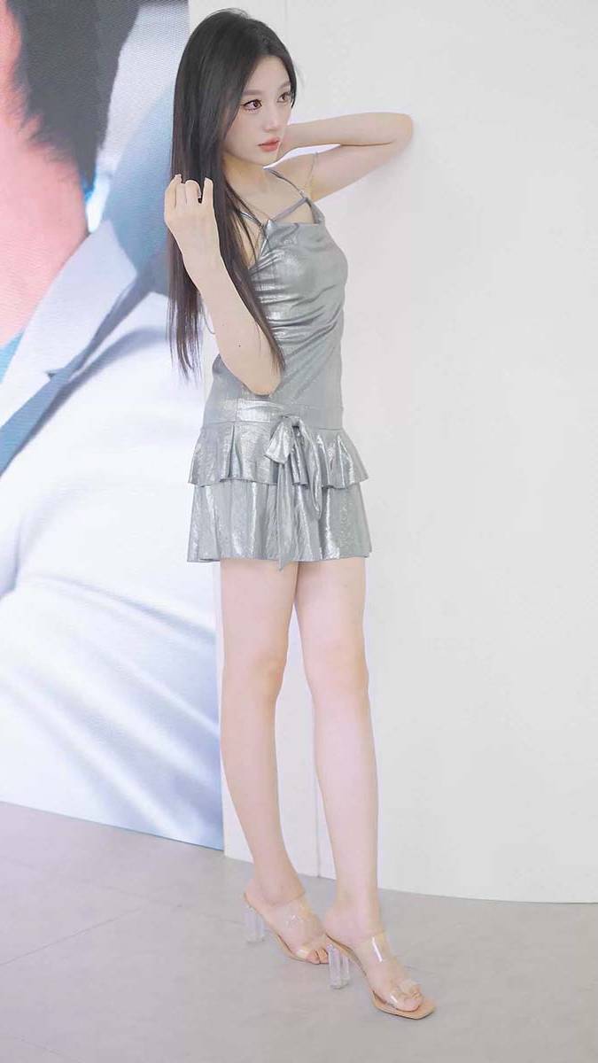 2023 东莞秋季车展 Racing Model 车模抖音网红随拍车模06 街拍-第1张