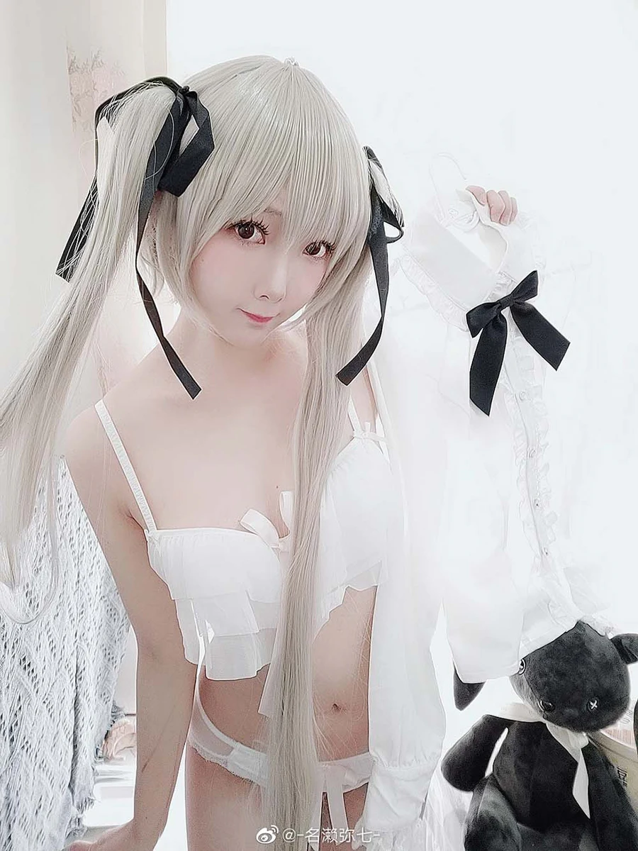 名濑弥七 – 白色内衣 Cosplay-第1张