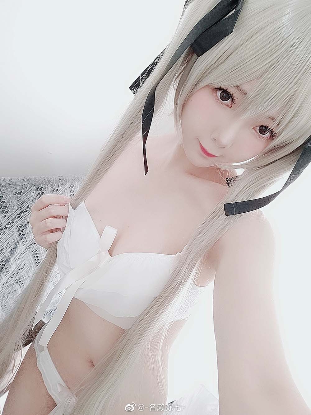名濑弥七 – 白色内衣 Cosplay-第2张
