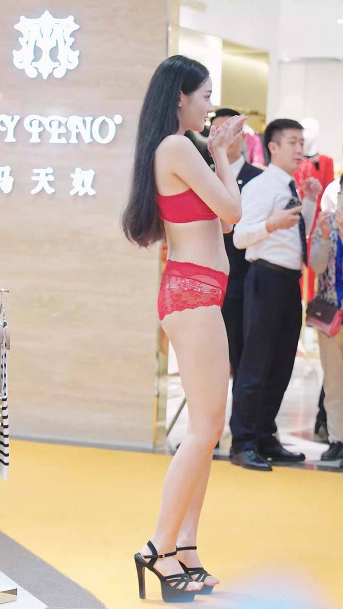 2023 广百之夜内衣模特秀#05 街拍-第1张