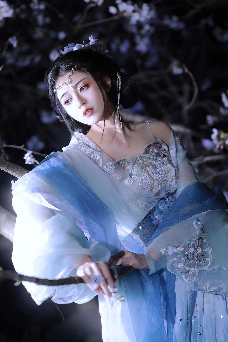 [YITUYU艺图语]2023.05.15 林下漏月光，疏疏如残雪 吾岁 YITUYU艺图语-第2张