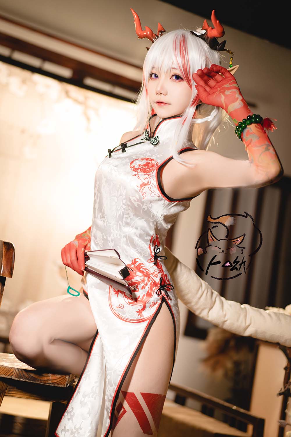 卜呦Mikon – 年旗袍 乐逍遥 Cosplay-第1张