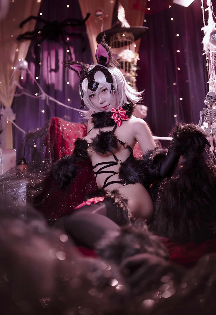 Money冷冷 – 贞德 Cosplay-第2张