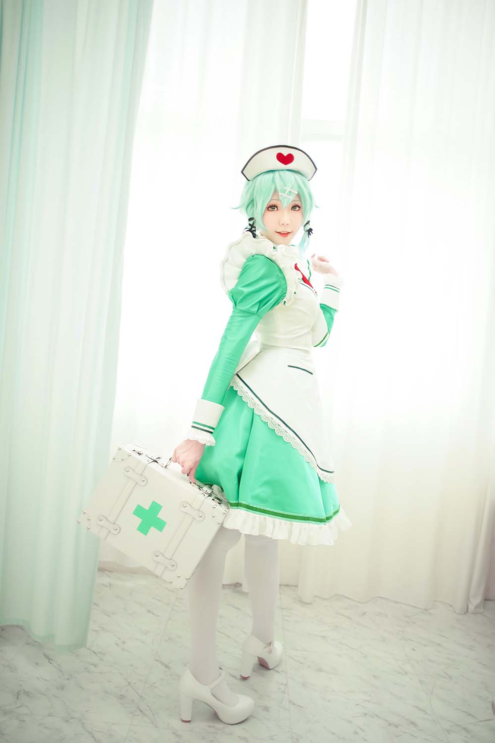 Ely_eee(ElyEE子) – 诗乃护士 Cosplay-第1张