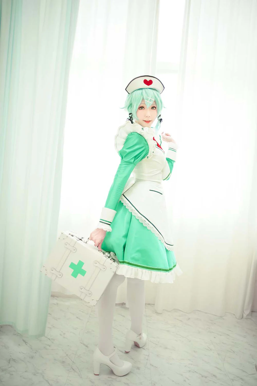 Ely_eee(ElyEE子) – 诗乃护士 Cosplay-第1张
