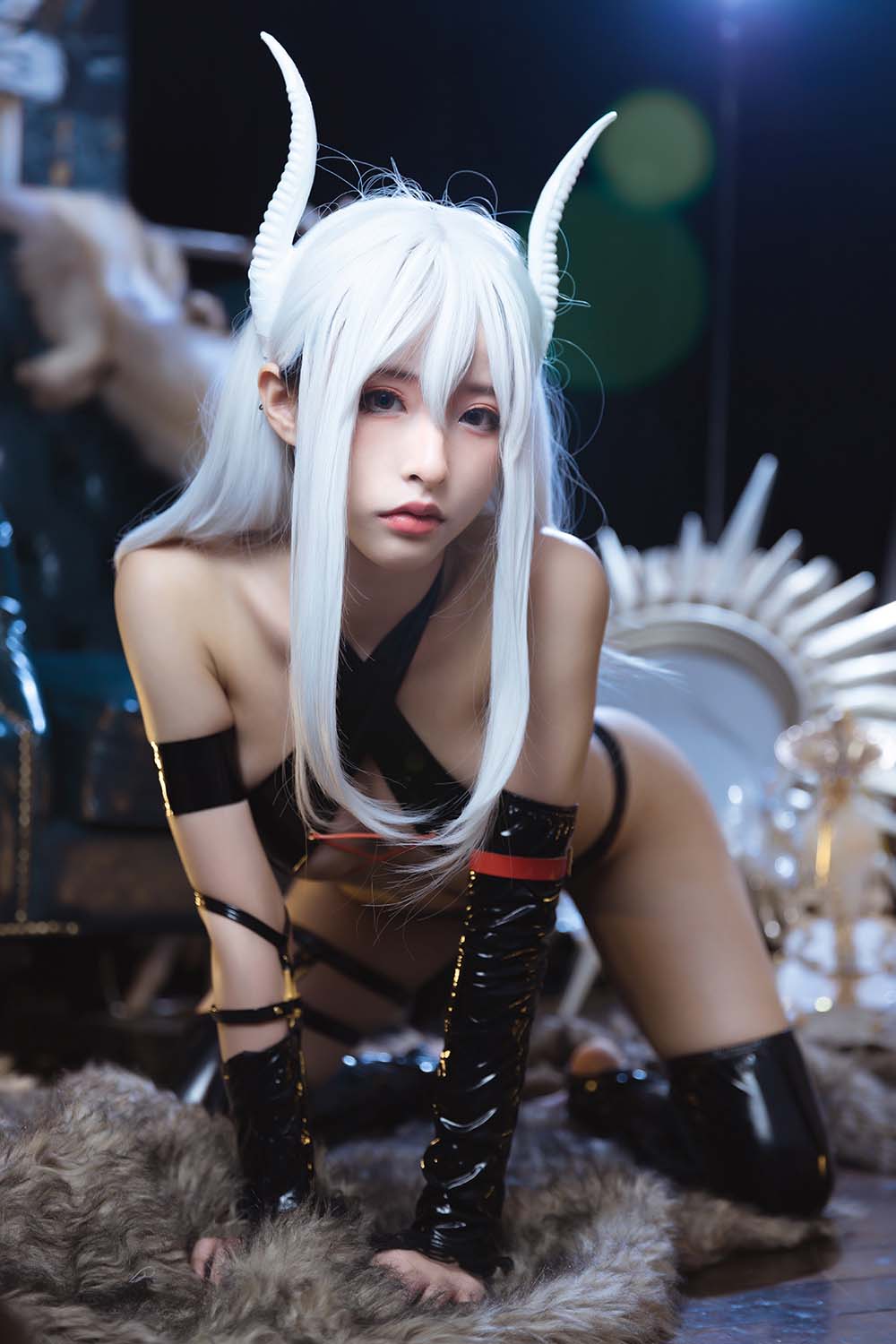 清水由乃 – 白发魅魔 Cosplay-第2张