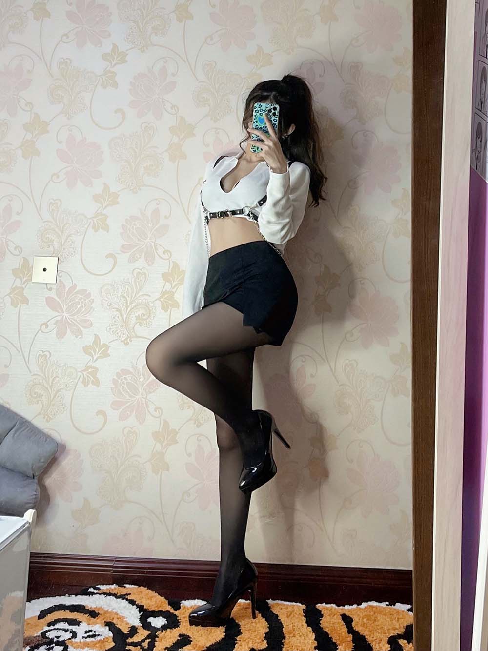 KETTOE – 黑丝 Cosplay-第1张