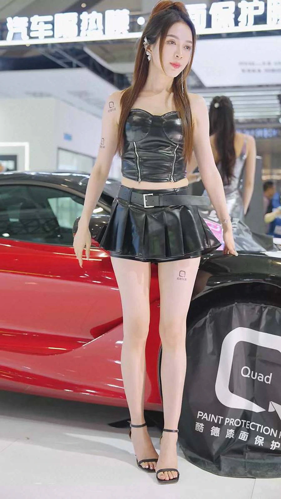 2024 深圳改装车展 Auto Salon 车模抖音网红随拍 25 街拍-第1张