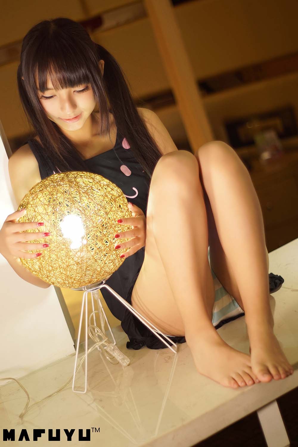 神楽板真冬 – 裸足系列套图 Cosplay-第1张