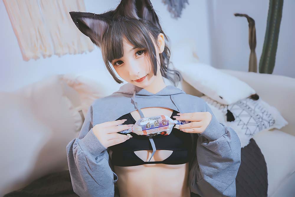 神楽板真冬 – 危険な耳-狼妹&兔娘 Cosplay-第1张