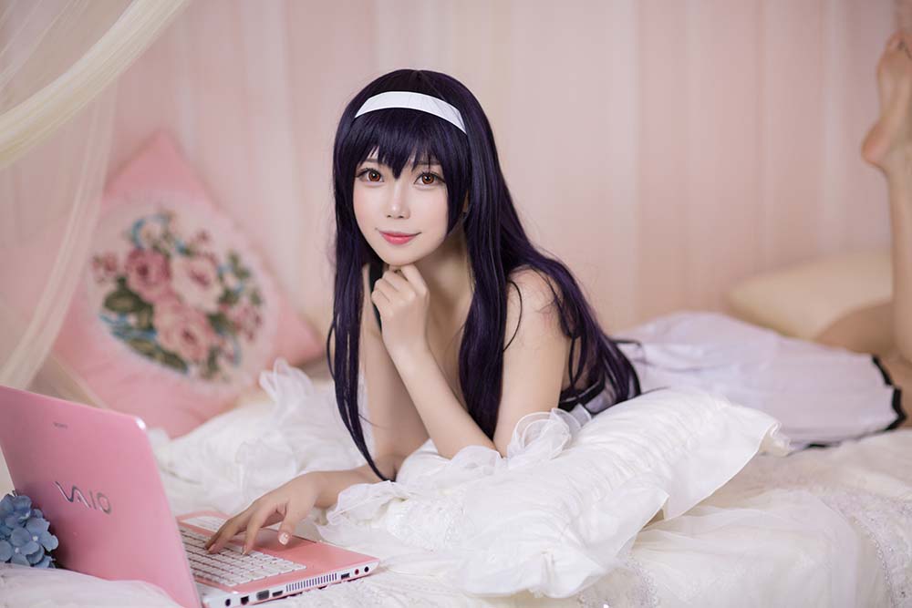 大肉丸Amiee – 睡衣 Cosplay-第1张