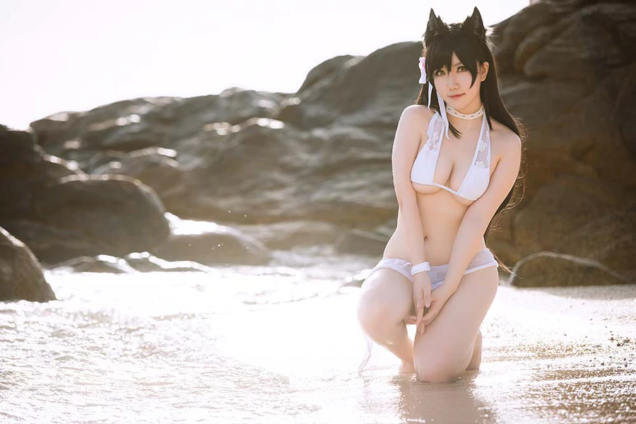是本末末 – 爱宕泳装 Cosplay-第1张
