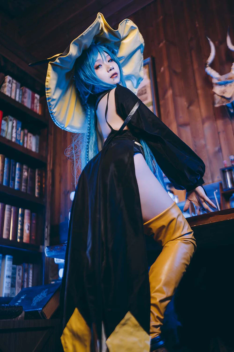 末夜787 – 黄棚树城 Cosplay-第1张