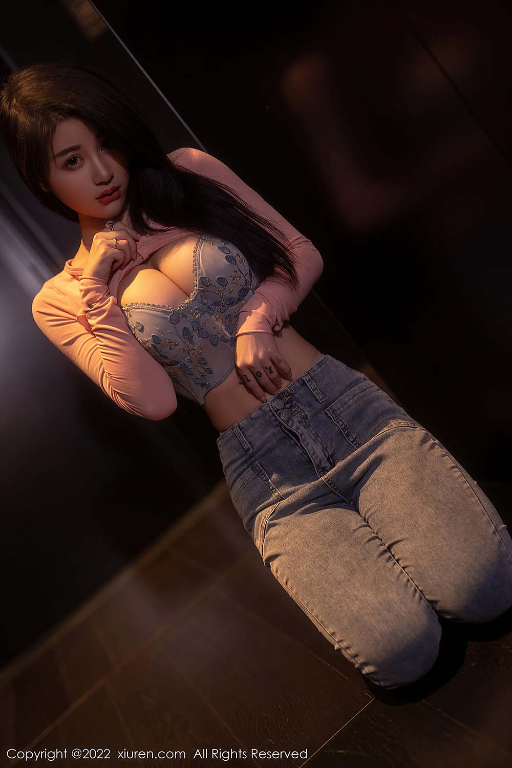 [Xiuren秀人网]2022.08.29 NO.5506 美七Mia Xiuren秀人网-第1张