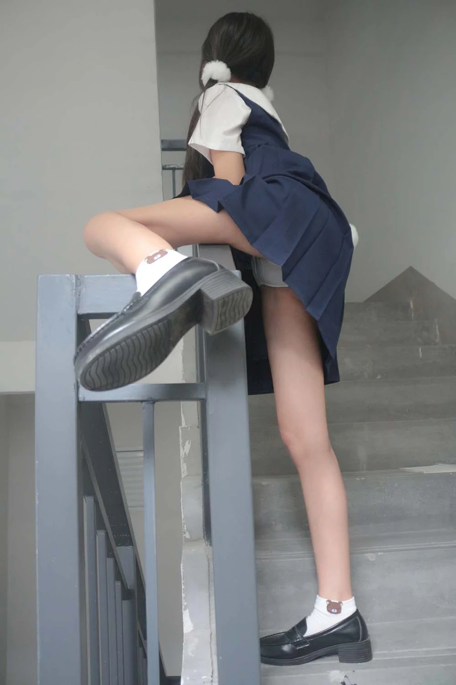 是暖暖呀 – 楼道阳光 Cosplay-第1张