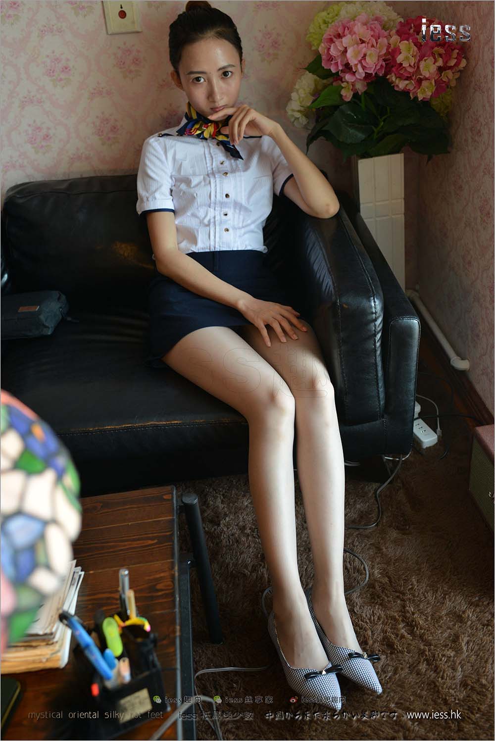 [IESS异思趣向] 2017.08.17 丝足便当135：《穿平底鞋的灰丝OL》新模momo IESS异思趣向-第1张