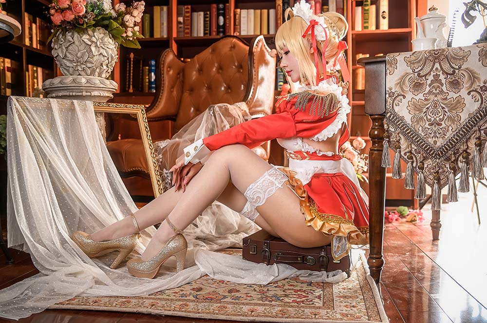 羽生三未图集 – 尼禄 Cosplay-第1张