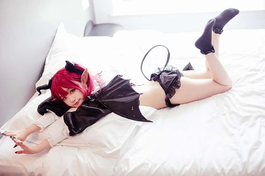 神沢永莉 – 魅魔利兹 Cosplay-第1张