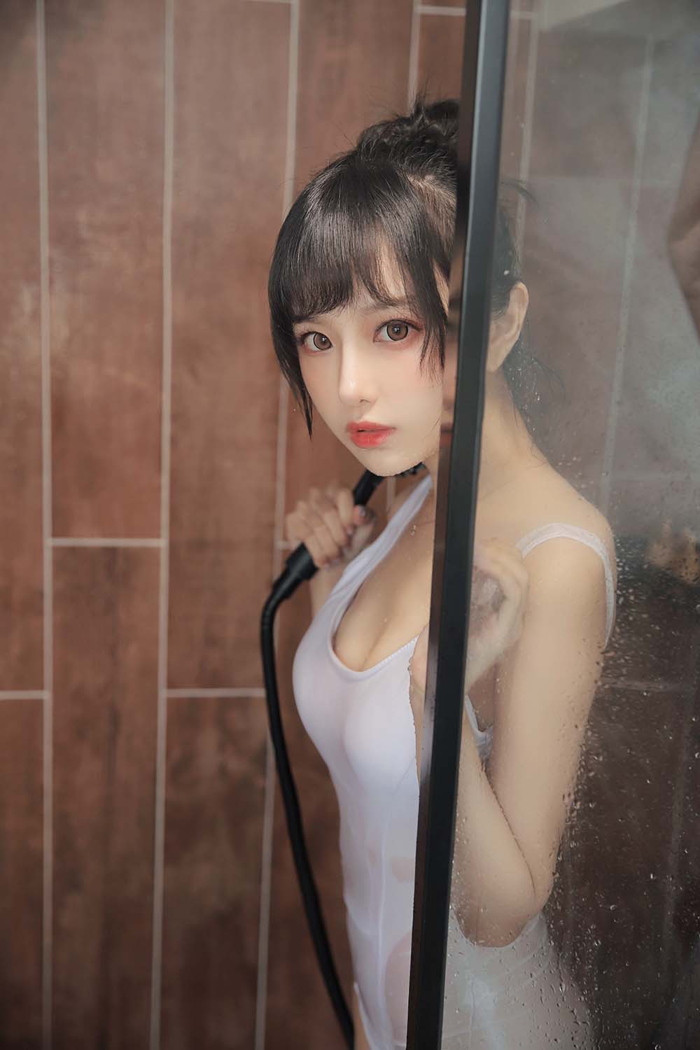 Shika小鹿鹿 – 半透浴室 Cosplay-第1张