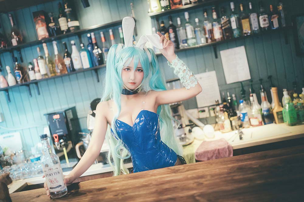 三度_69 – 琴女兔女郎 Cosplay-第2张