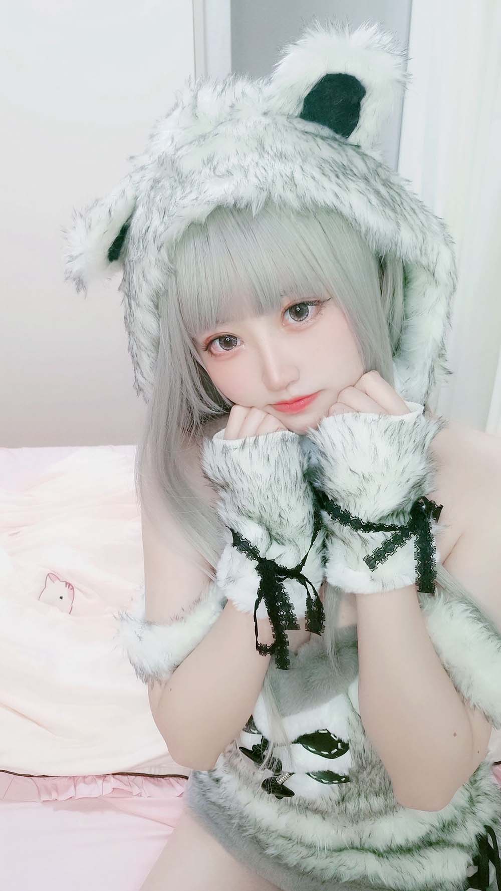 千阳(ちよ) – 白熊 Cosplay-第2张