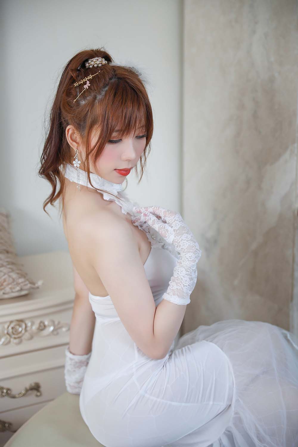 鹿野希 – 白礼服 Cosplay-第1张