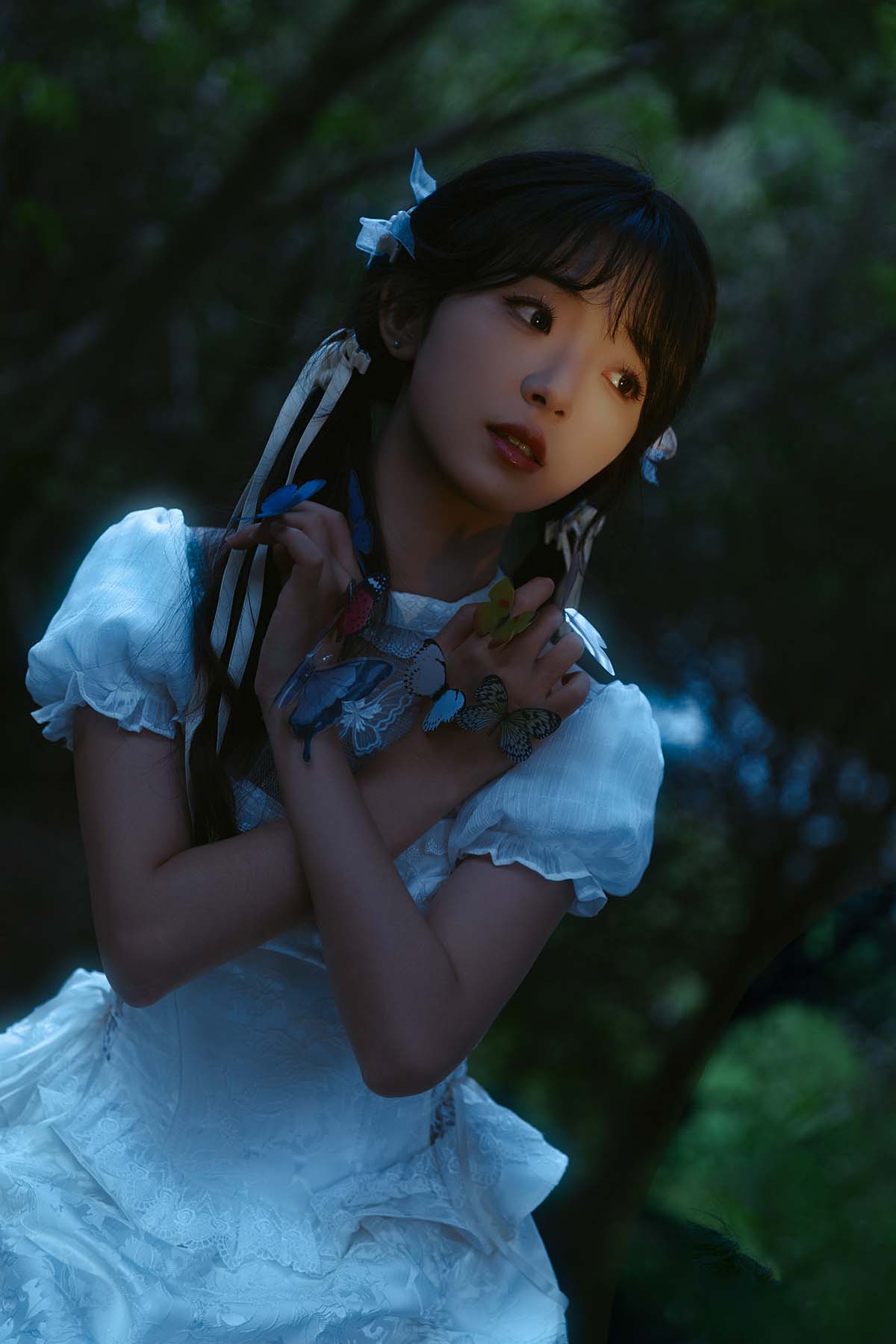 [YITUYU艺图语]2023.08.19 蝴蝶与花 小杨带不动 YITUYU艺图语-第1张