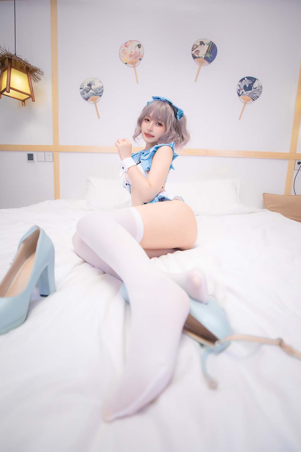 神楽板真冬 – 蓝调女仆 Cosplay-第1张
