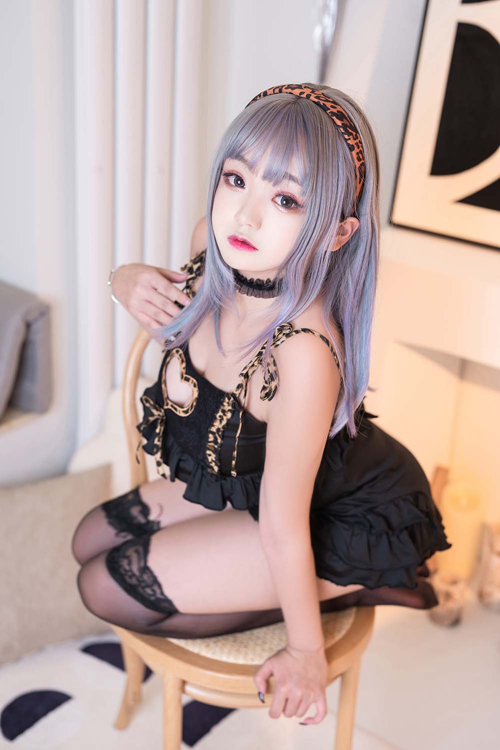 恩田直幸 – 连体小豹纹 Cosplay-第1张