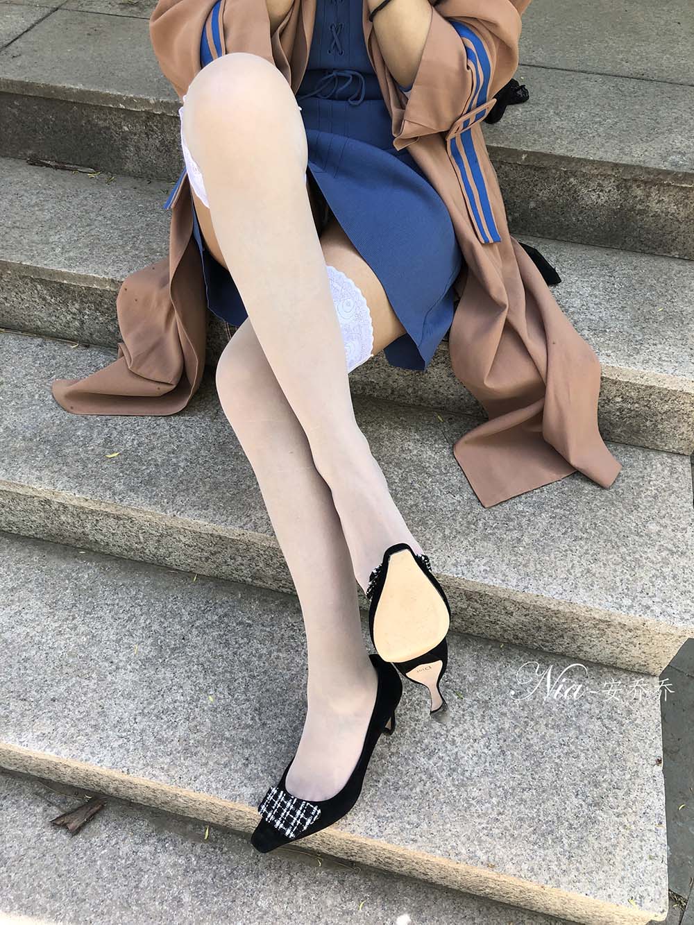 安乔乔儿(Nia乔乔) 不小心被发现了 Cosplay-第1张