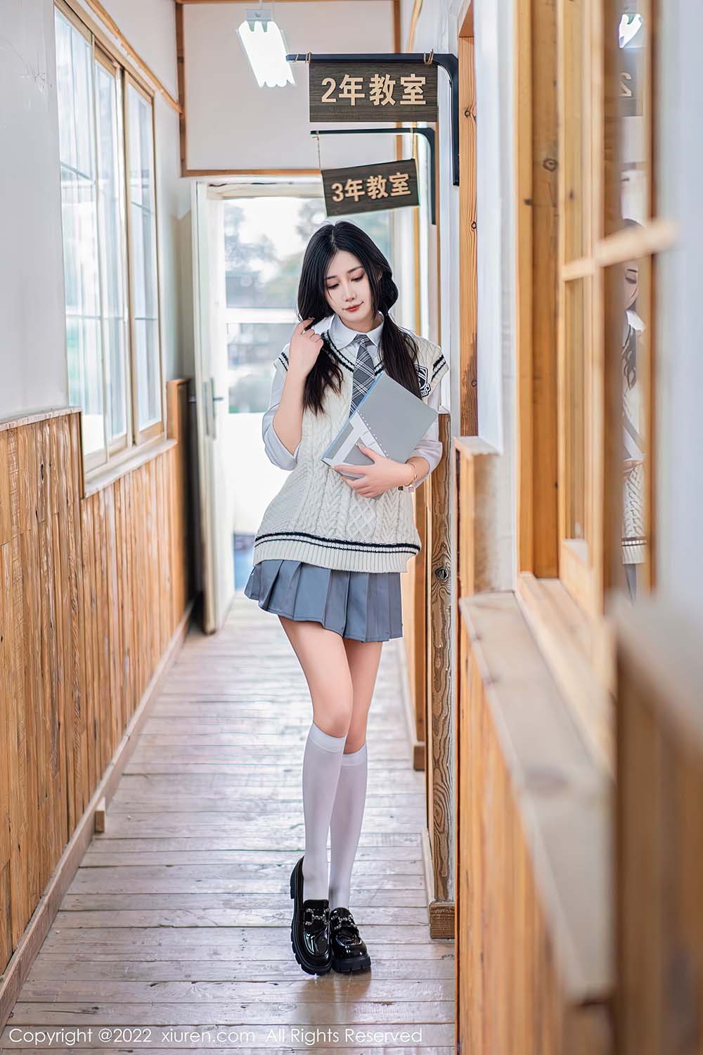 [Xiuren秀人网]2022.12.08 NO.5970 laura阿姣 Xiuren秀人网-第1张