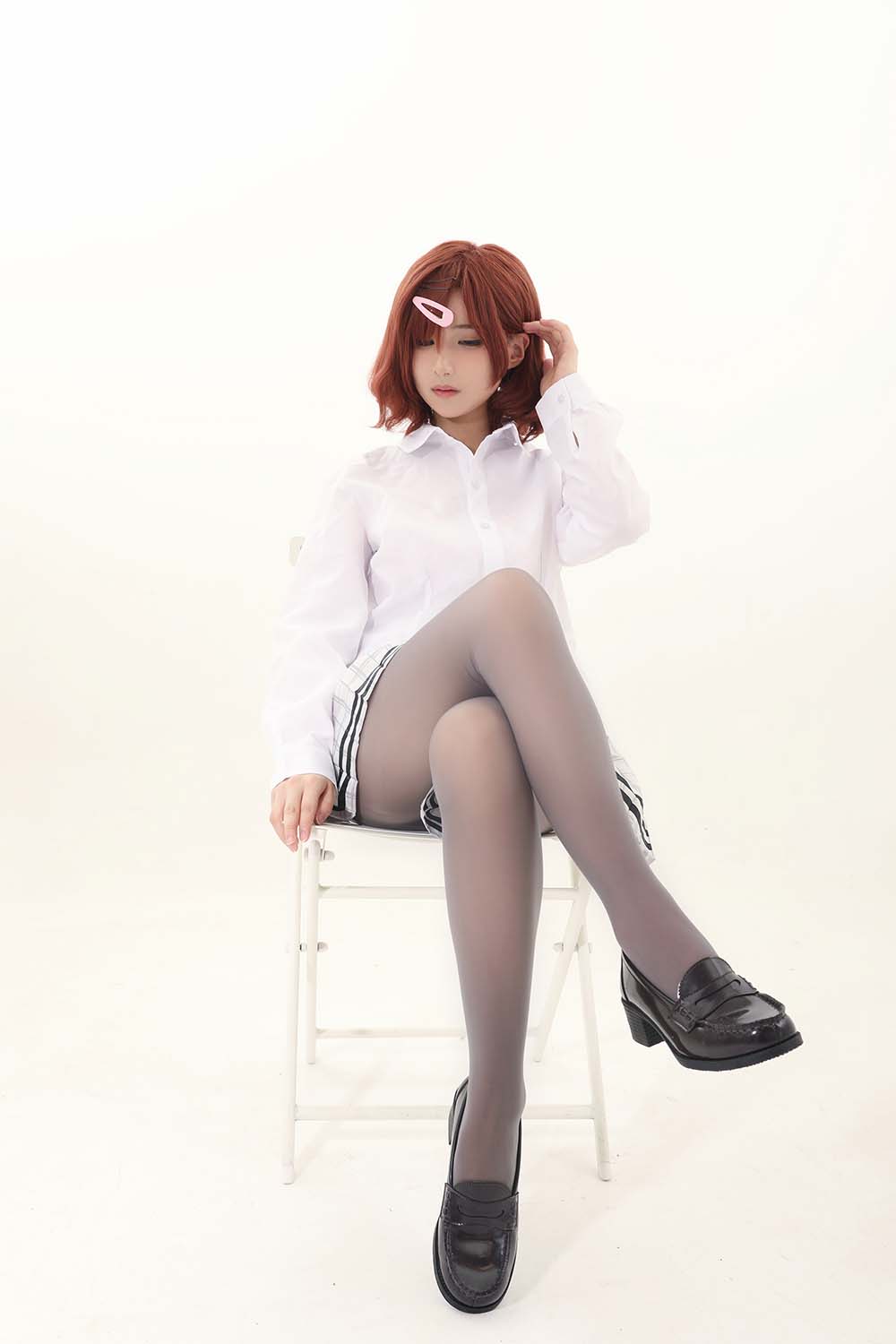 幼愛youmeko – 樋口円香灰丝 Cosplay-第2张