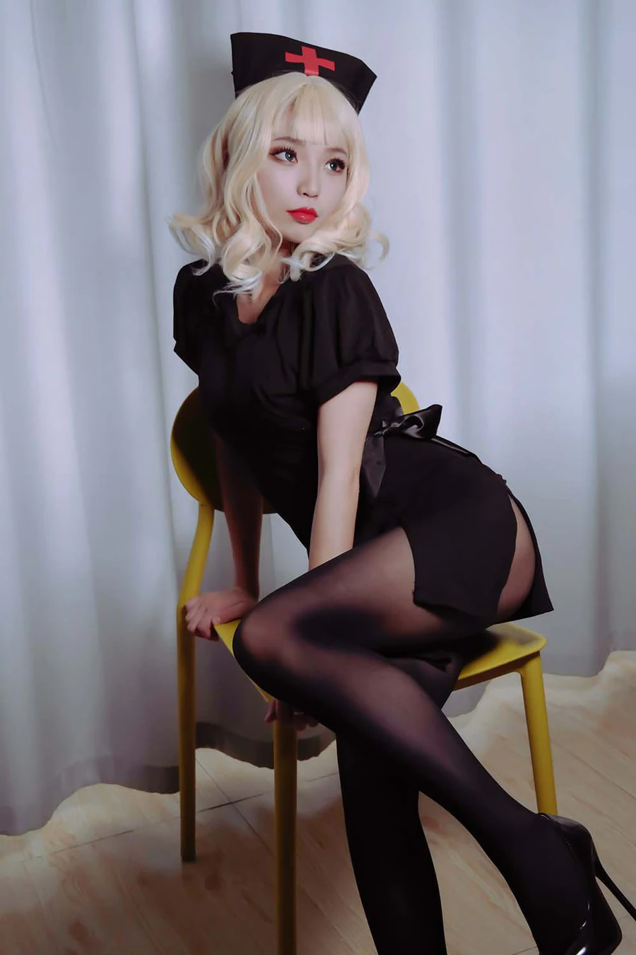 白易子教主 – 明信片 Cosplay-第1张