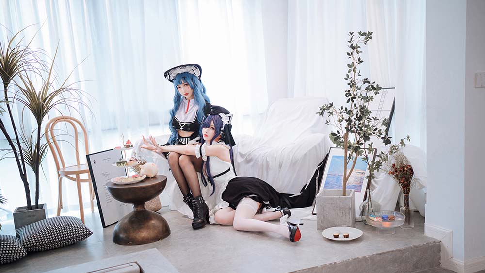 rioko凉凉子(肉扣热热子) – 奥古斯特 女仆装 Cosplay-第1张