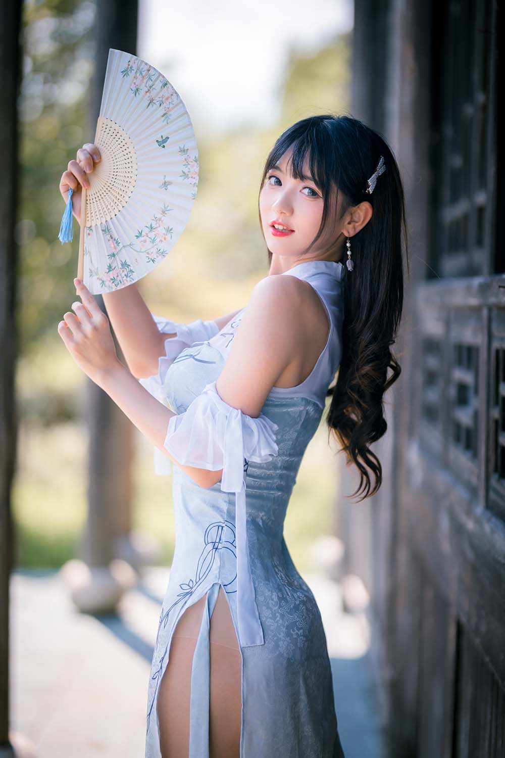 陆卿卿kyokyo – 蓝色旗袍 Cosplay-第1张