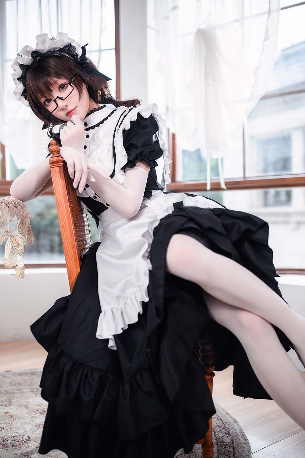 阿包也是兔娘 – 传统长裙女仆 Cosplay-第2张