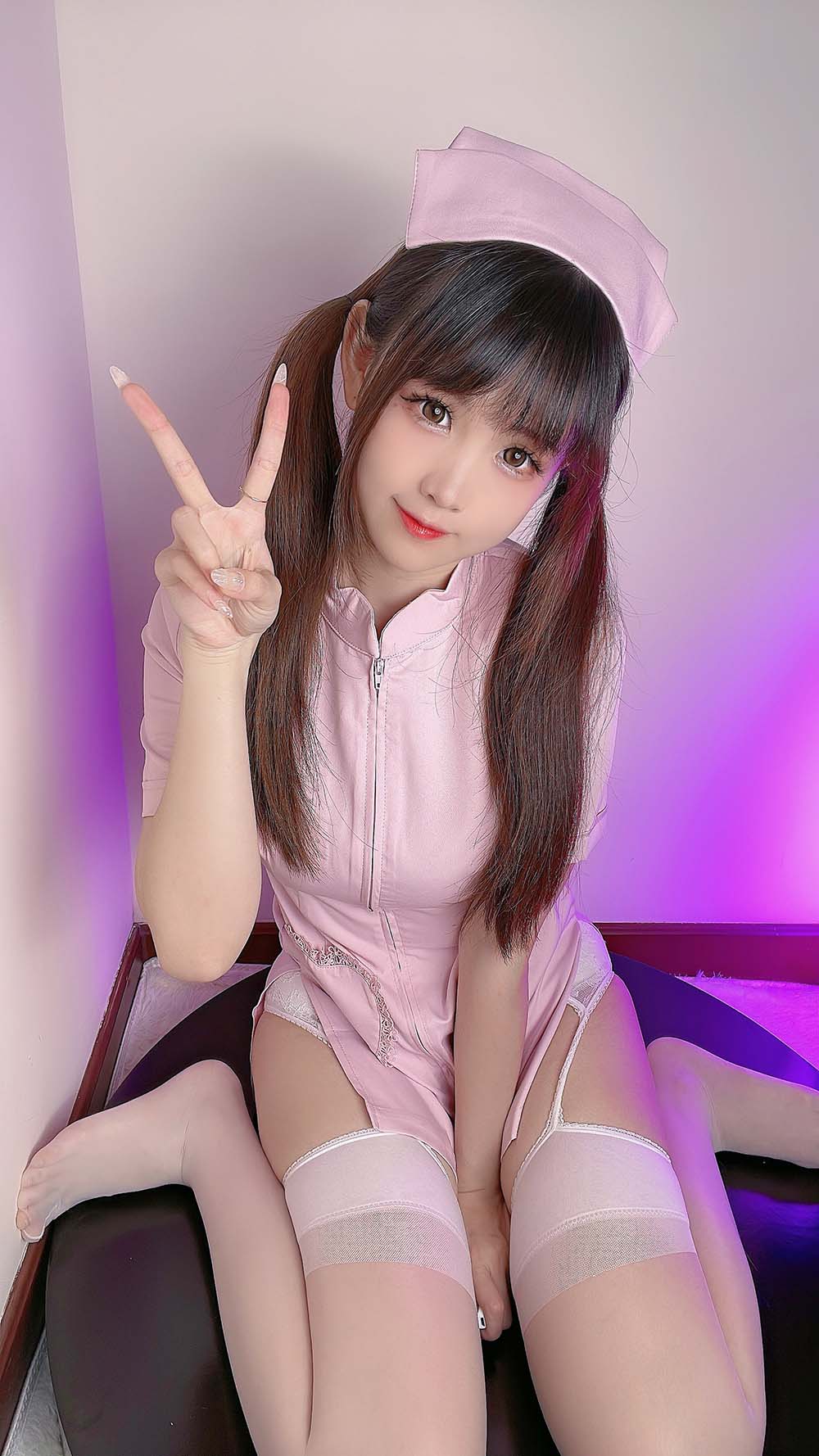 miko酱ww – 护士姐姐 Cosplay-第1张
