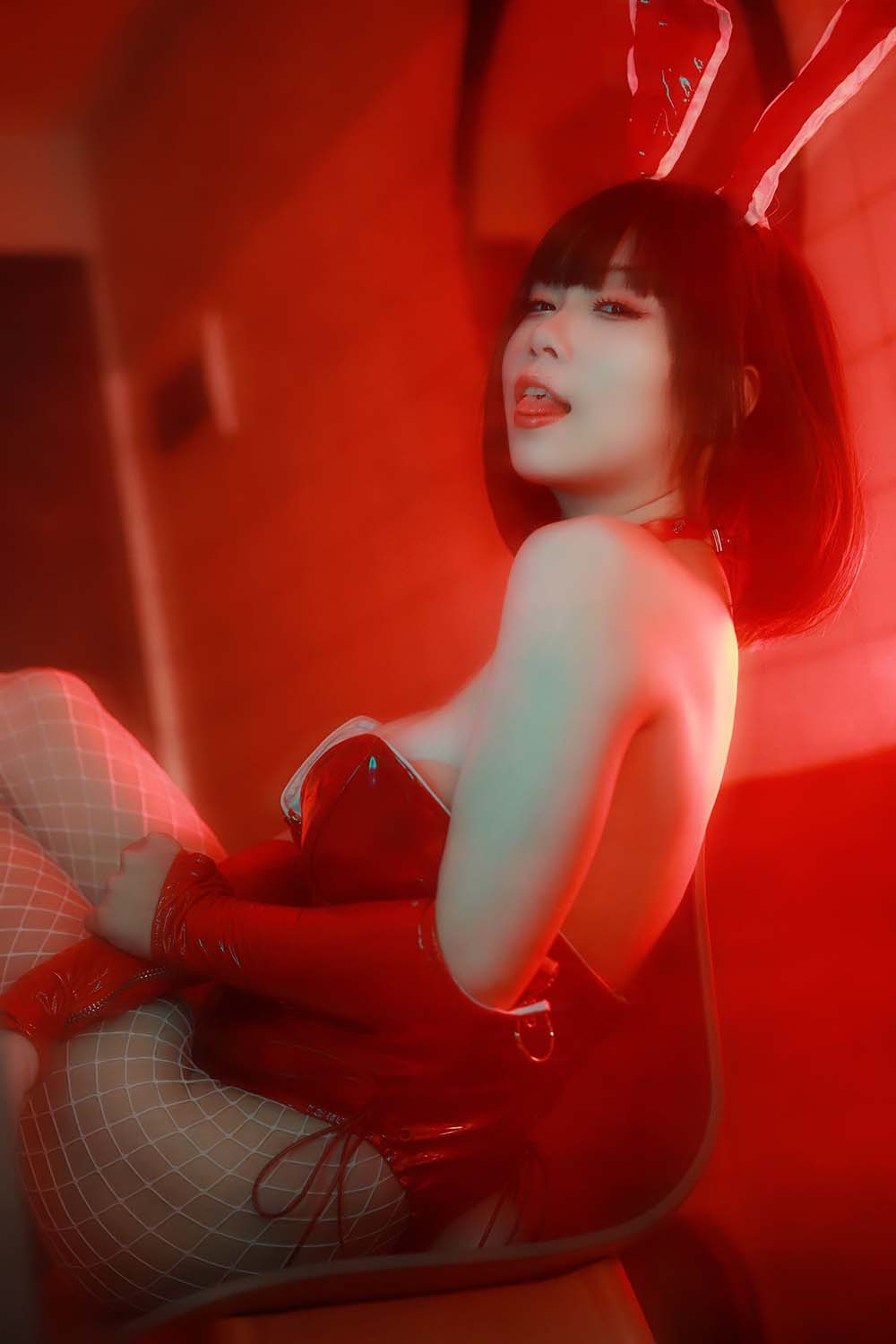 末夜787 – 红色兔女郎 Cosplay-第1张