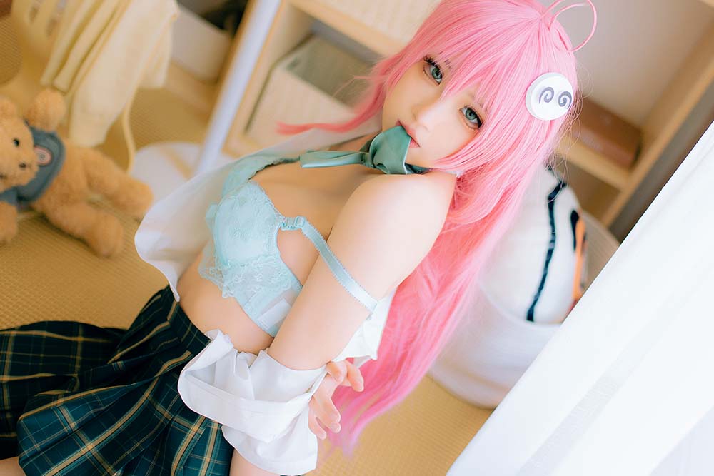 瓦斯塔亚小龙虾 – 校服 Cosplay-第1张
