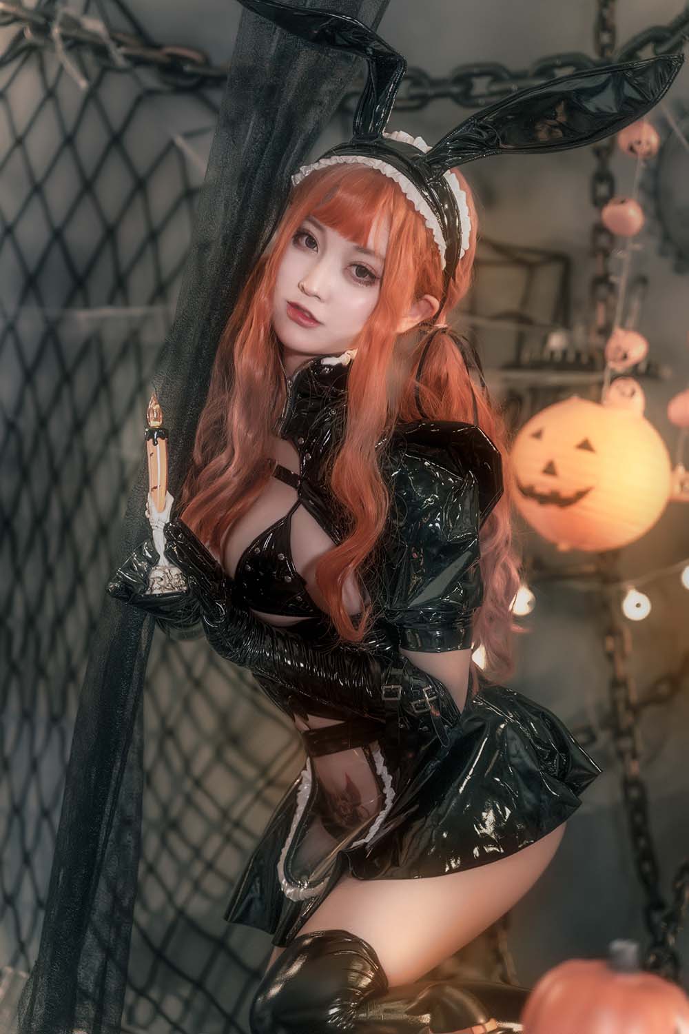 奇行家狗崽(棕桠阿狗崽) – 漆皮兔女仆 Cosplay-第2张