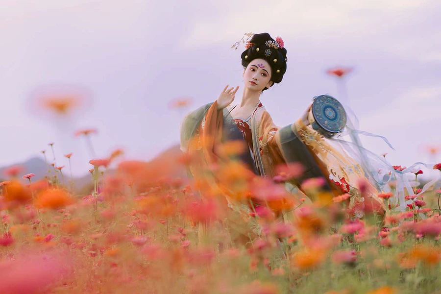 [YITUYU艺图语]2023.10.13 花海 眸小妖 YITUYU艺图语-第1张