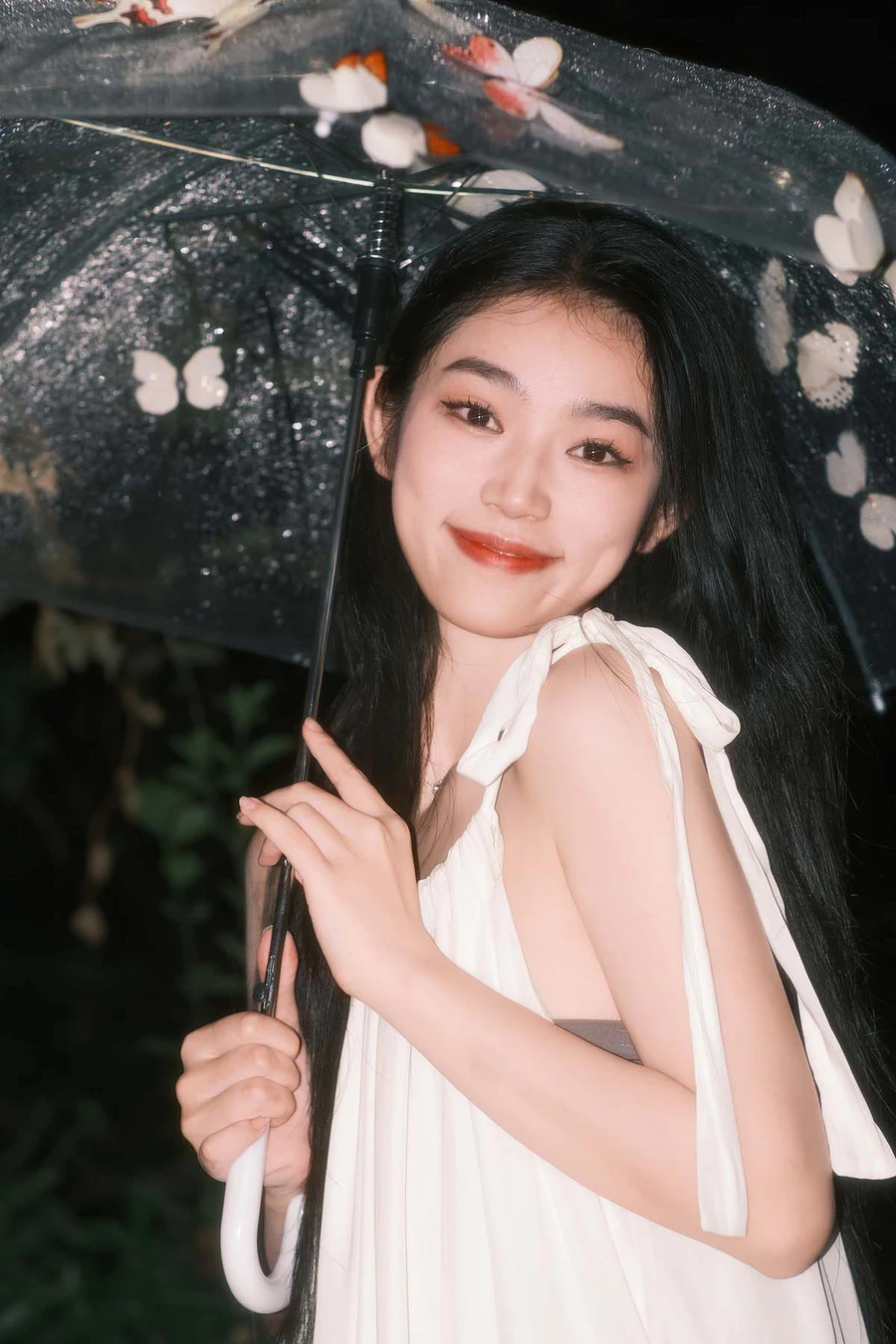 [YITUYU艺图语]2023.10.17 白色雨蝶 周馨 YITUYU艺图语-第2张