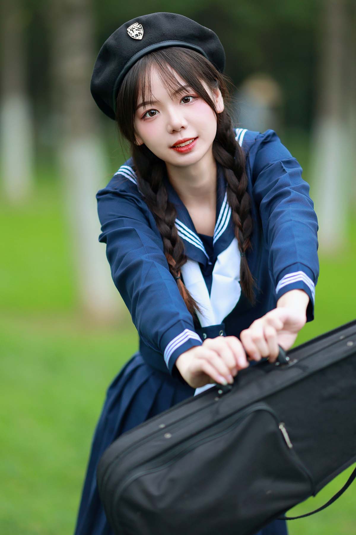 [YITUYU艺图语]2023.10.20 提琴少女 暮烟色CC YITUYU艺图语-第2张