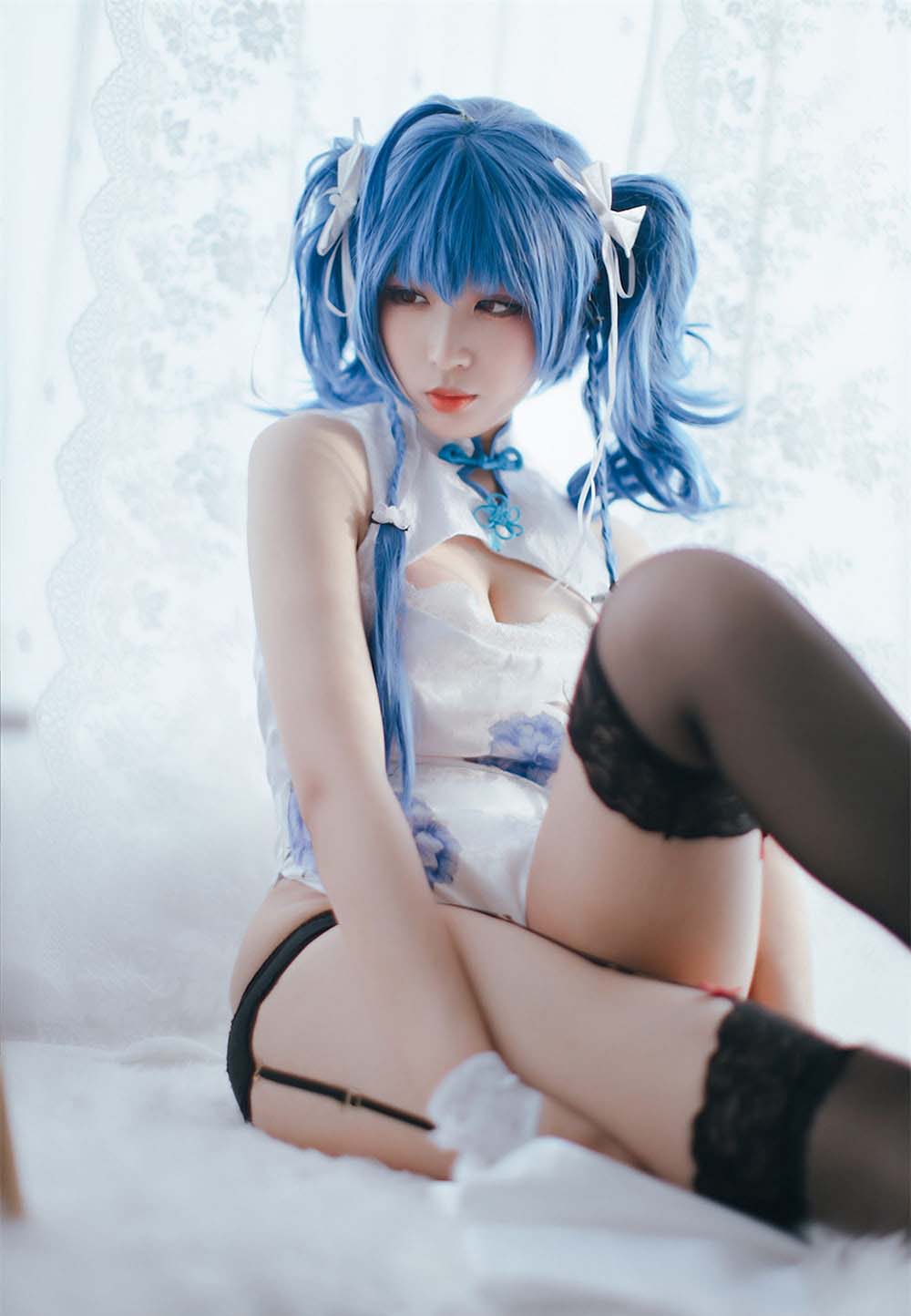轩萧学姐 – 圣路易斯旗袍 Cosplay-第2张