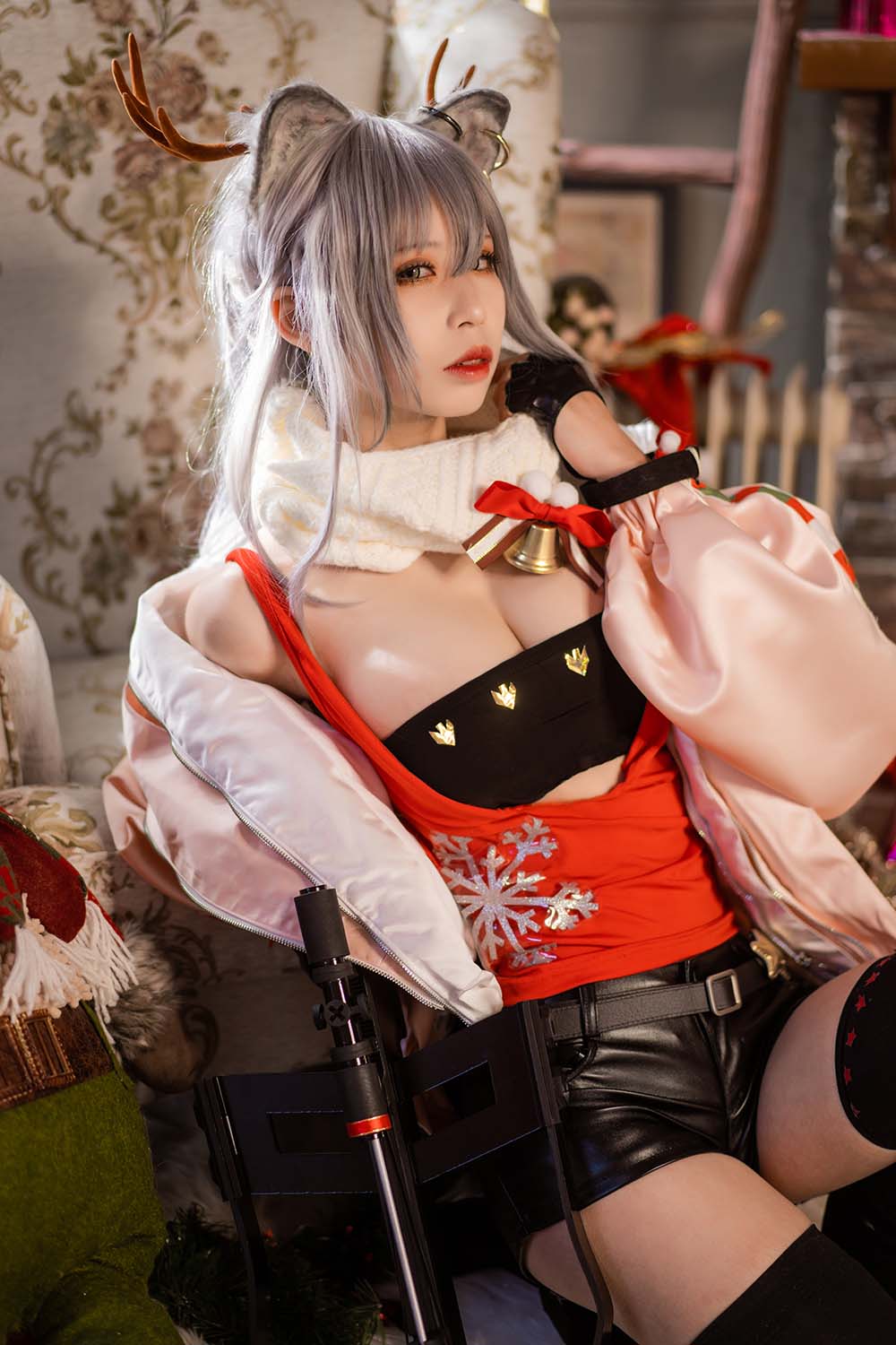爱老师_PhD – 明日方舟 厚礼 黑cos Cosplay-第1张