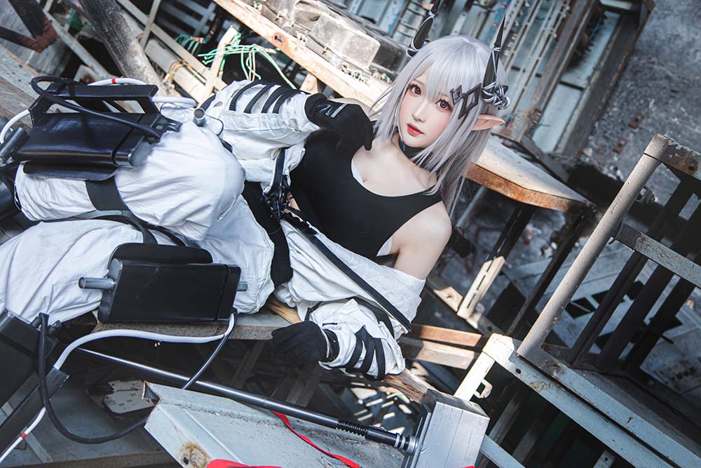 南宫 – 明日方舟 泥岩 Cosplay-第2张