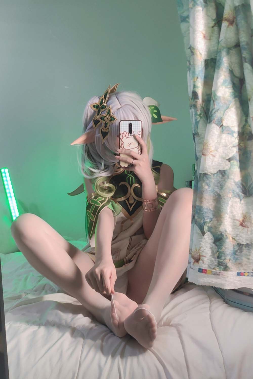 洛桑w伊梓 – 小草神 Cosplay-第1张