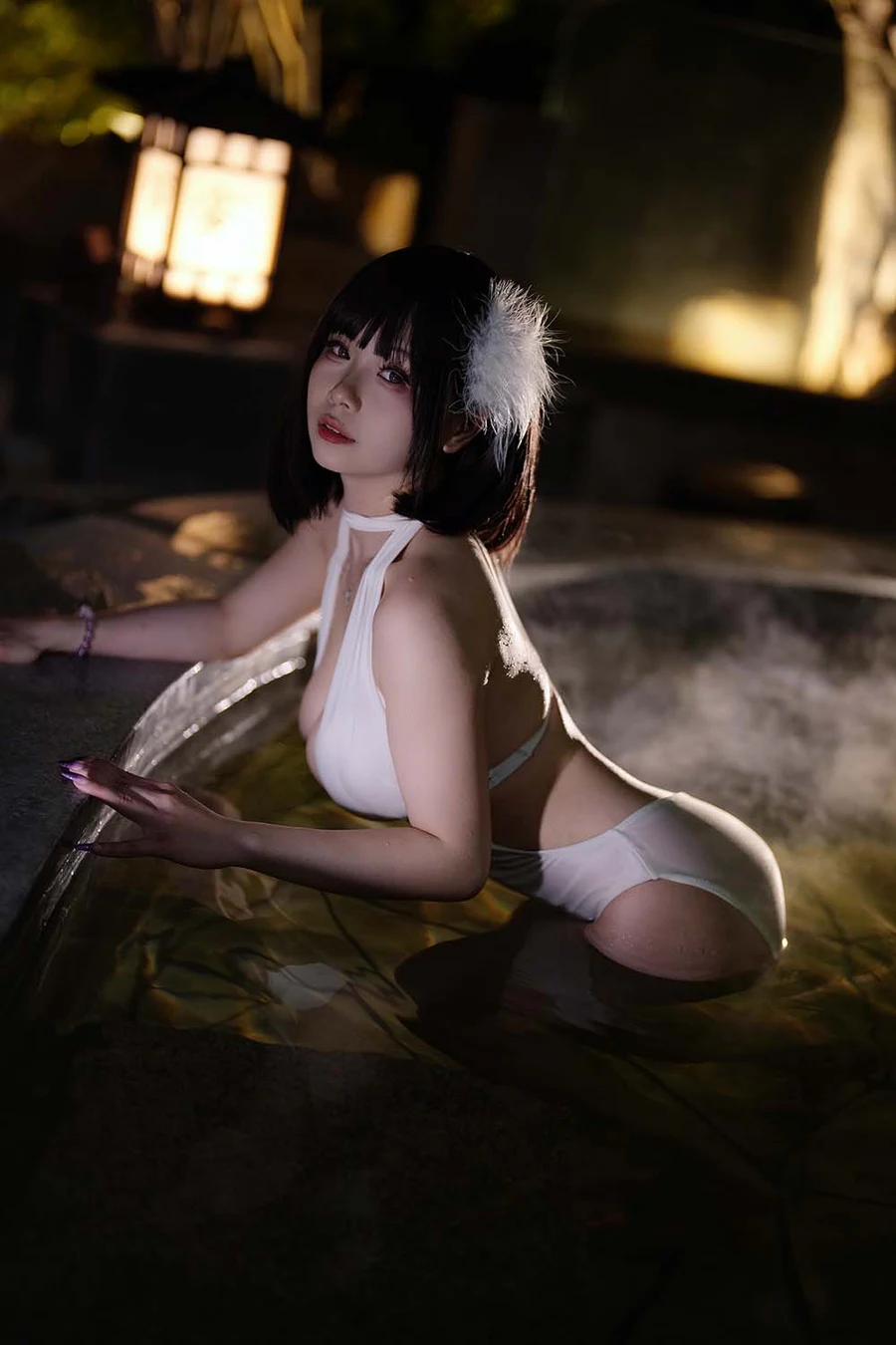 末夜787 – 白色泳装 Cosplay-第1张