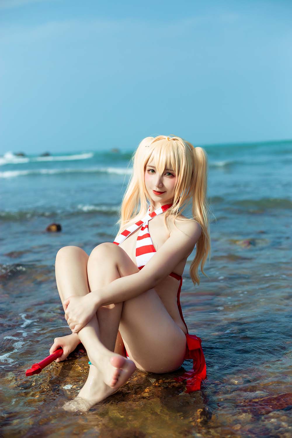 九曲Jean – 尼禄泳装 Cosplay-第2张