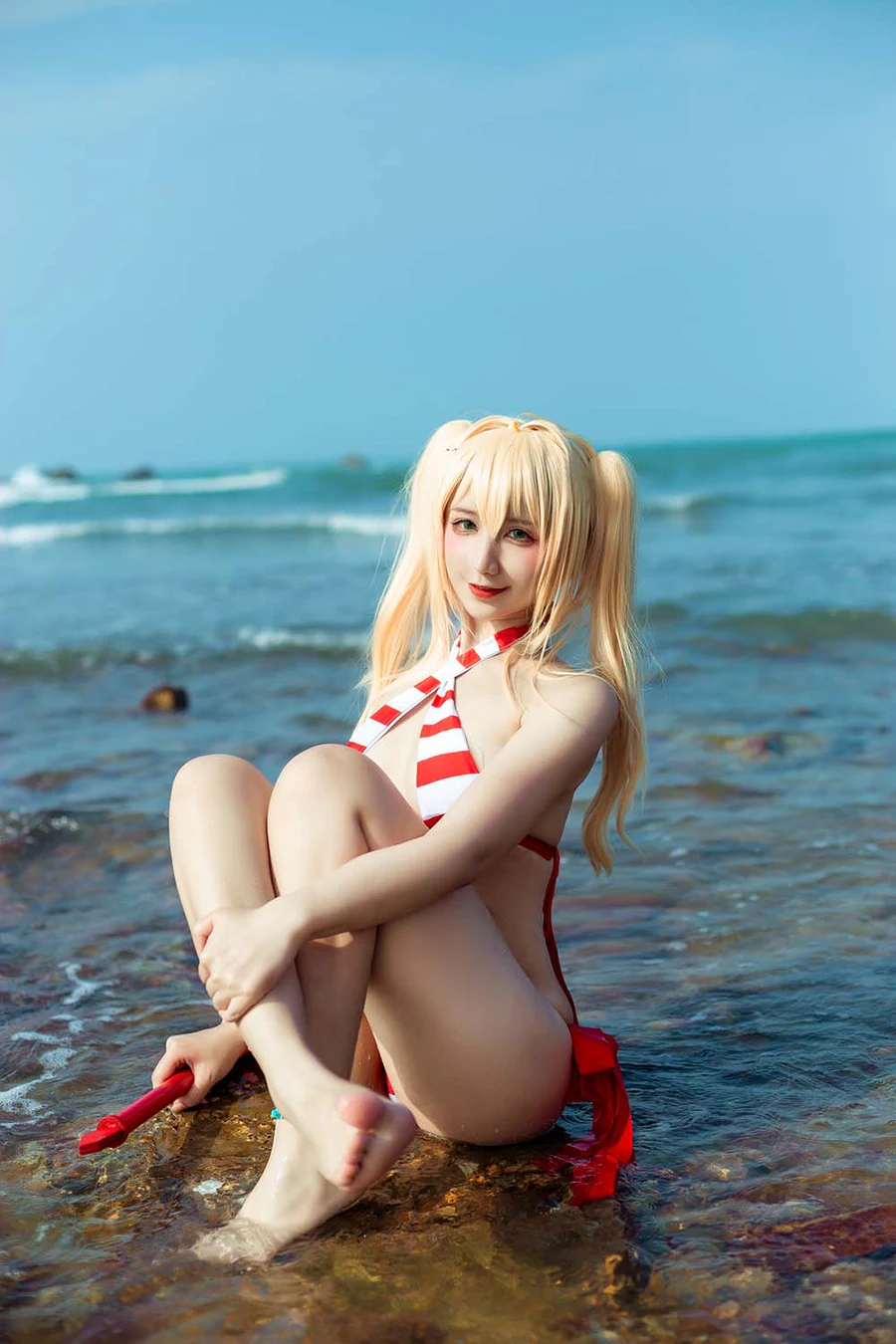 九曲Jean – 尼禄泳装 Cosplay-第2张